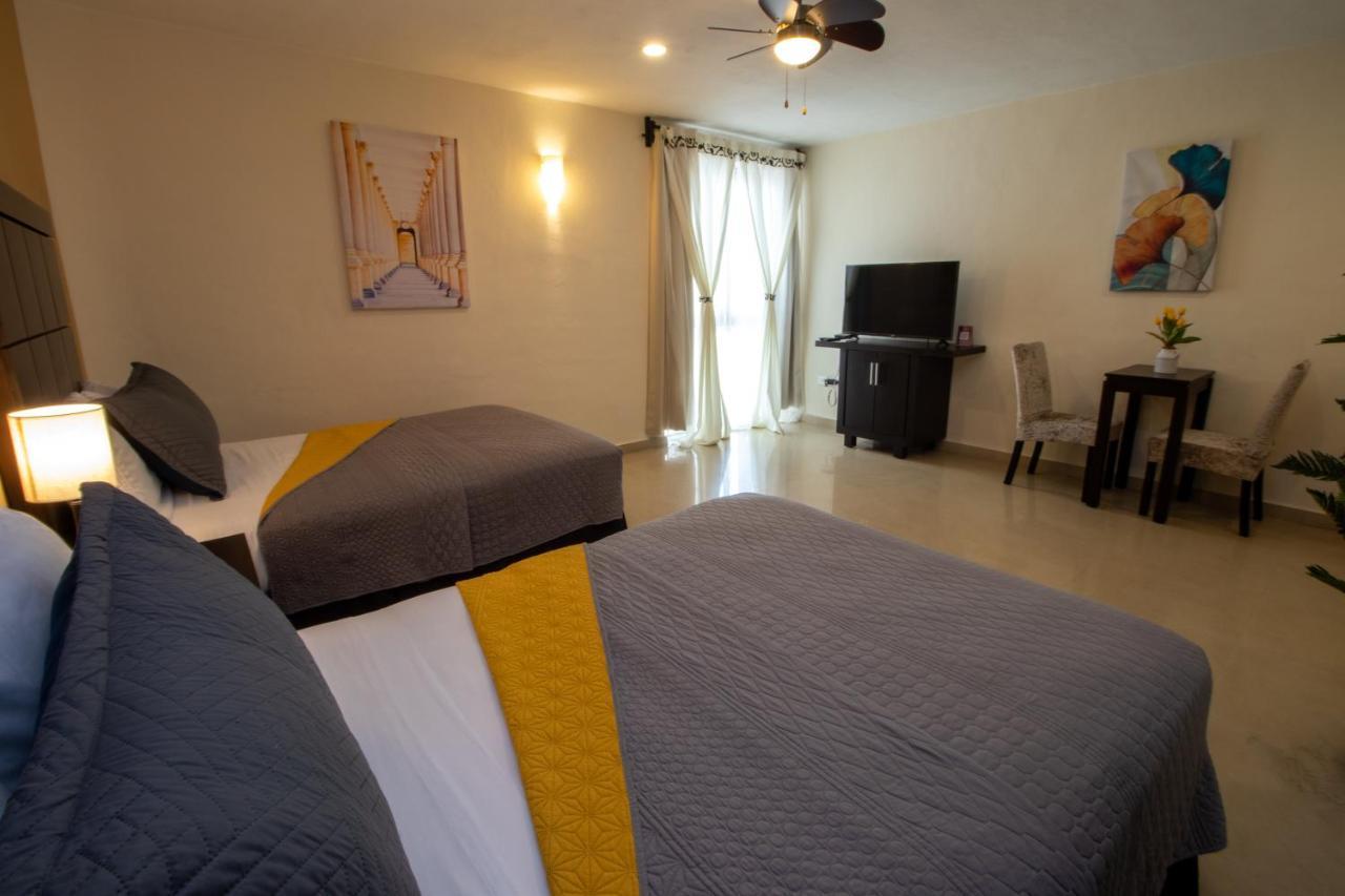 Hotel Villas Segovia Playa Del Carmen Dış mekan fotoğraf