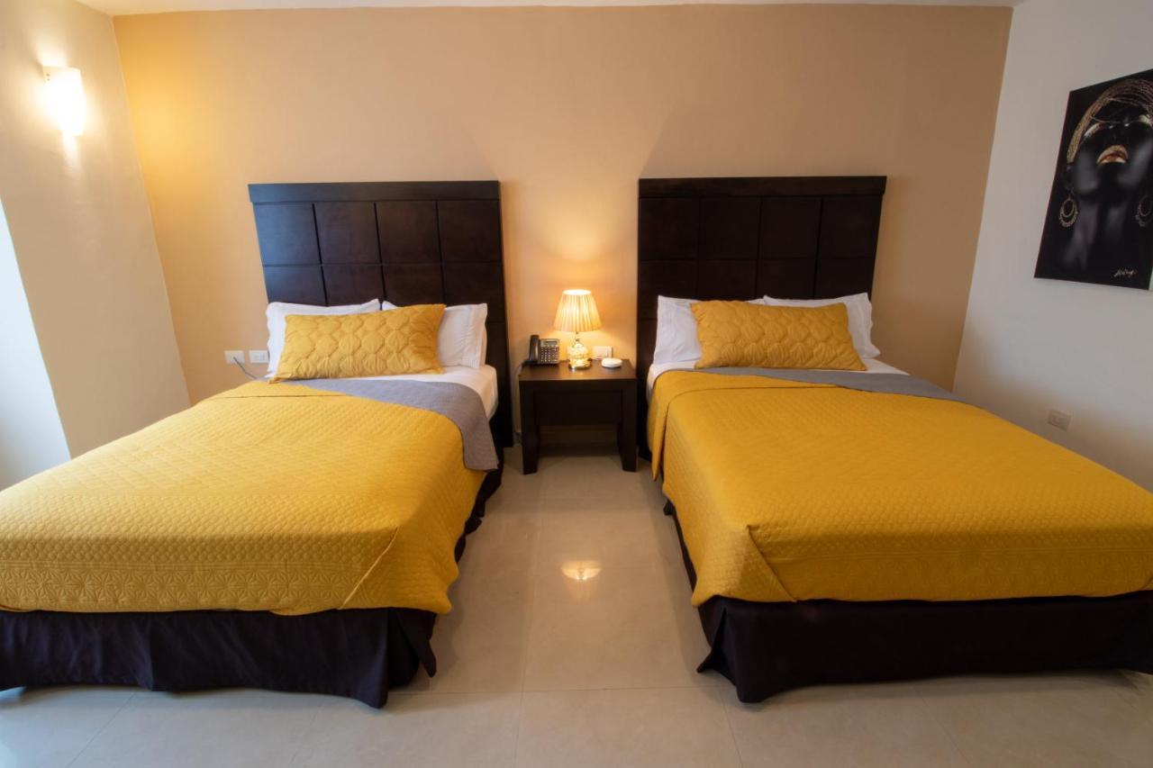 Hotel Villas Segovia Playa Del Carmen Dış mekan fotoğraf